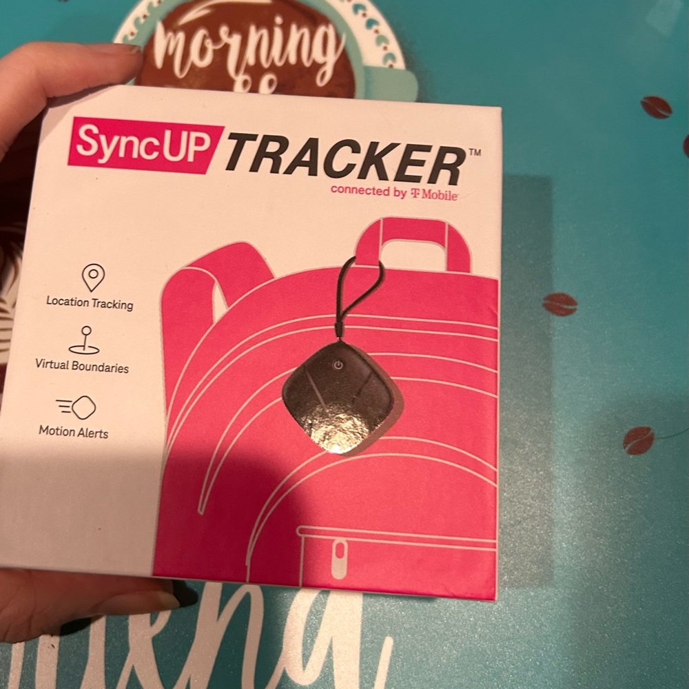 Brand new GPS location tracking device. Virtual boundaries, motion alerts